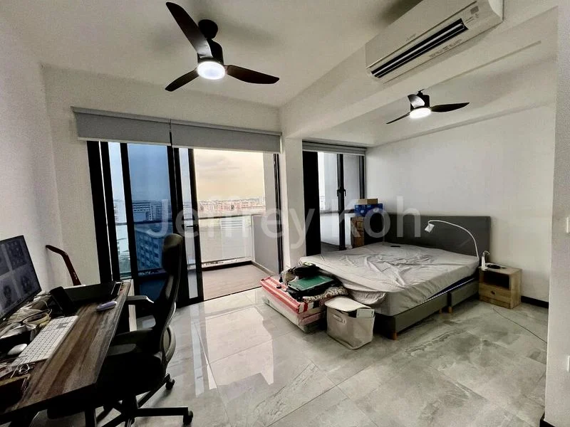 Studio Condo for Sale in  Lake Grande - Image 2