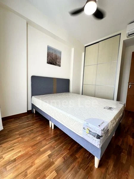 Common Room (Condo) for Rent in  The Lakeshore - Image 8