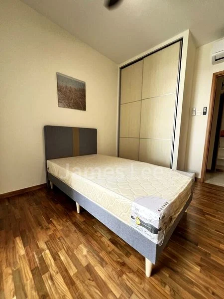 Common Room (Condo) for Rent in  The Lakeshore - Image 6