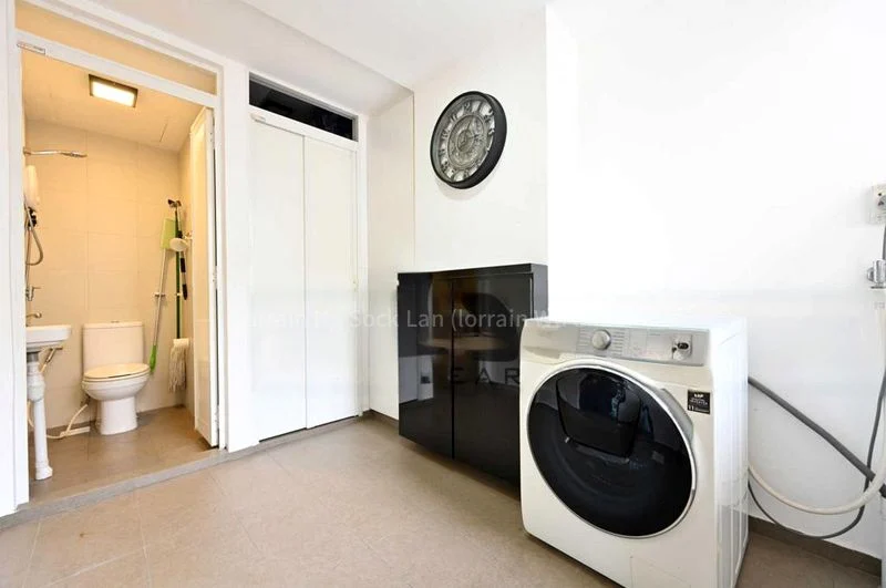 3 Bed Executive Condo for Sale in  Ola - Image 17