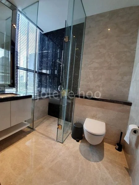 3 Bed Condo for Rent in  One Balmoral - Image 9