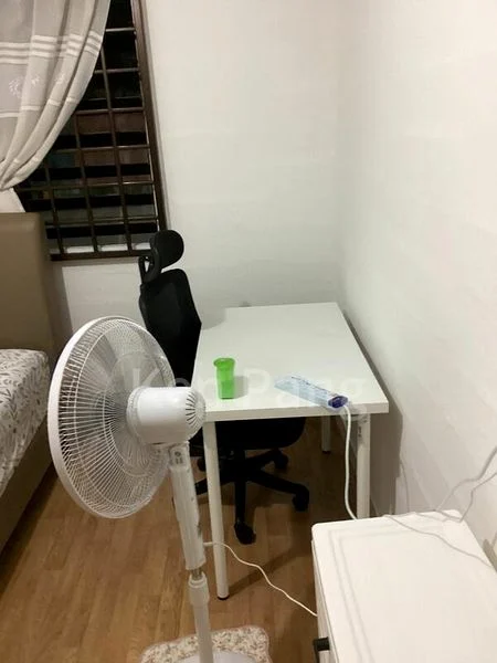 Common Room (HDB) for Rent in  92 Commonwealth Drive - Image 3