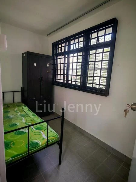 3 Room (3I) HDB for Rent in  128 Lorong 1 Toa Payoh - Image 3
