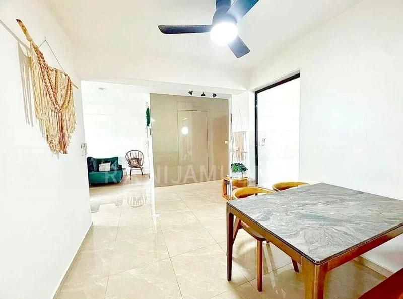 4 Room (4A) HDB for Sale in  608A Tampines North Drive 1 - Image 6
