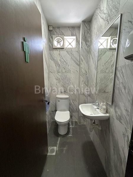 Shop / Shophouse for Rent: Stanley Street - Suits Various Trades - Image 1