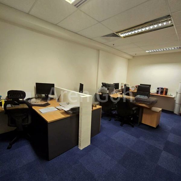 Office for Rent: Royal Group Building - Image 10