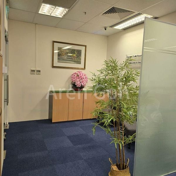 Office for Rent: Royal Group Building - Image 1