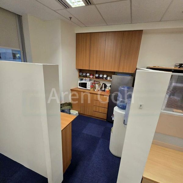 Office for Rent: Royal Group Building - Image 6