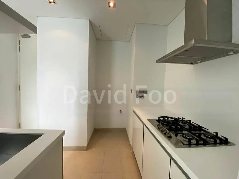 4 Bed Apartment (Condo) for Rent in  The Oliv - Image 5