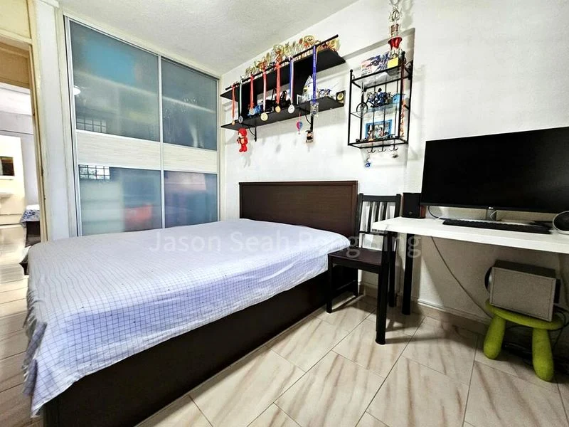 3 Room (3S) HDB for Sale in  210 Serangoon Central - Image 6