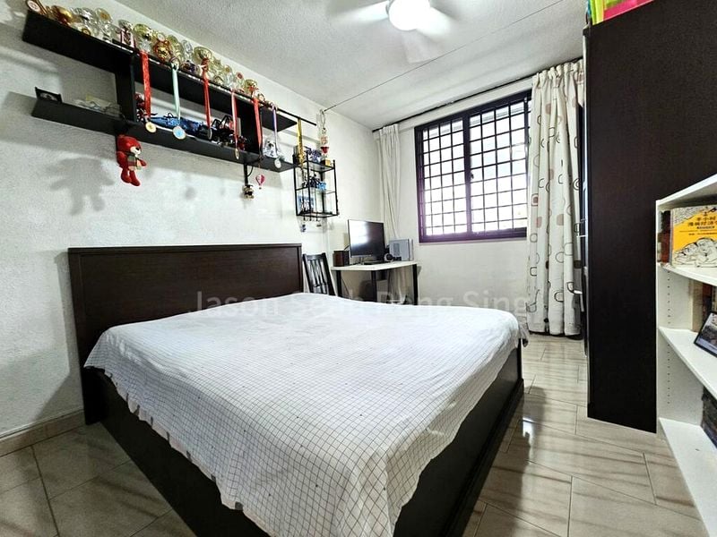 3 Room (3S) HDB for Sale in  210 Serangoon Central - Image 5