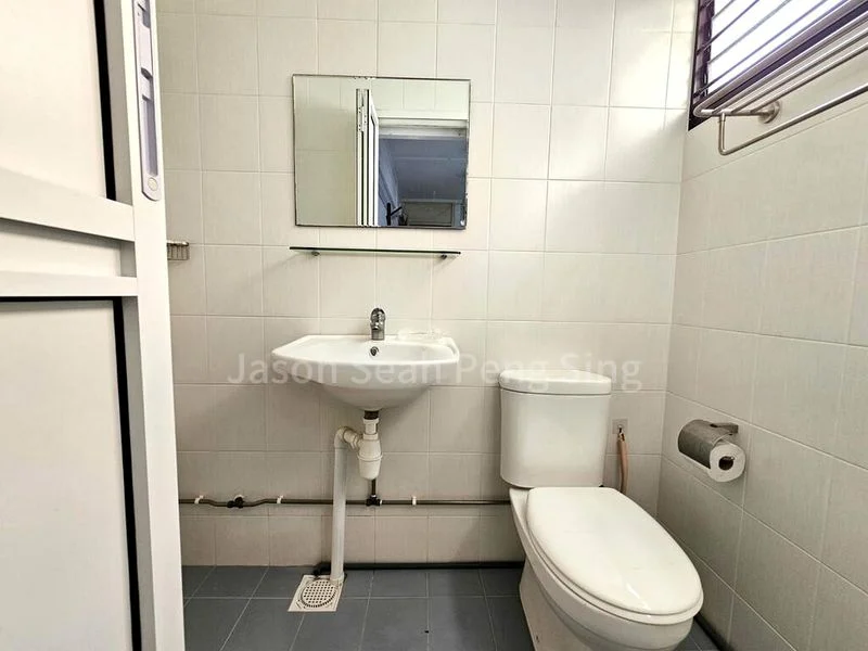 3 Room (3S) HDB for Sale in  210 Serangoon Central - Image 8