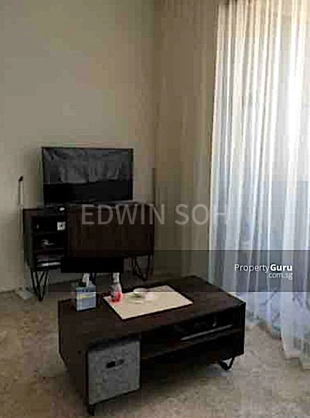 3 Bed Condo for Rent in  Echelon - Image 2