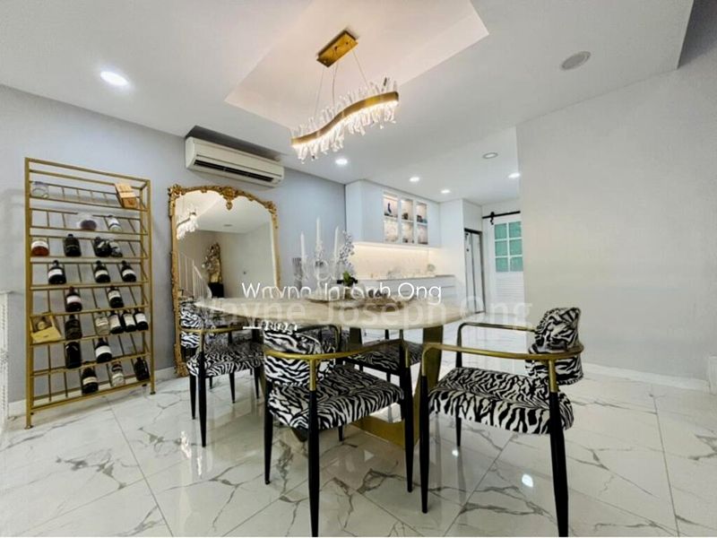 4 Bed Terraced House (Landed) for Sale in  St Nicholas View - Image 8