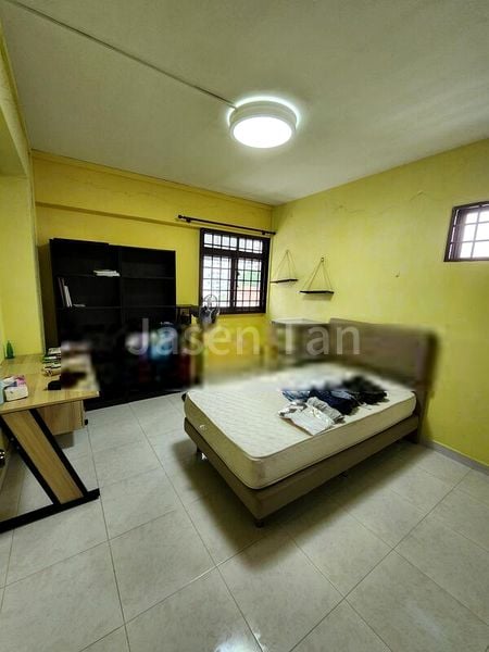 5 Room (5I) HDB for Rent in  567 Hougang Street 51 - Image 1