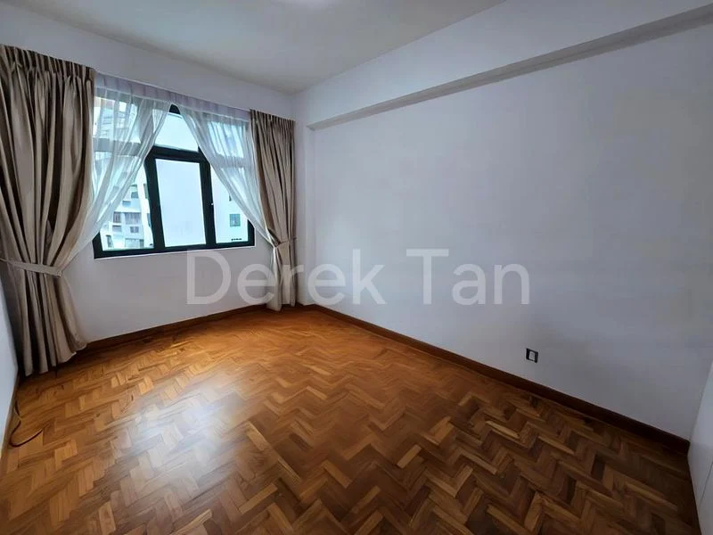 2 Bed Condo for Sale in  Hillview Green - Image 5