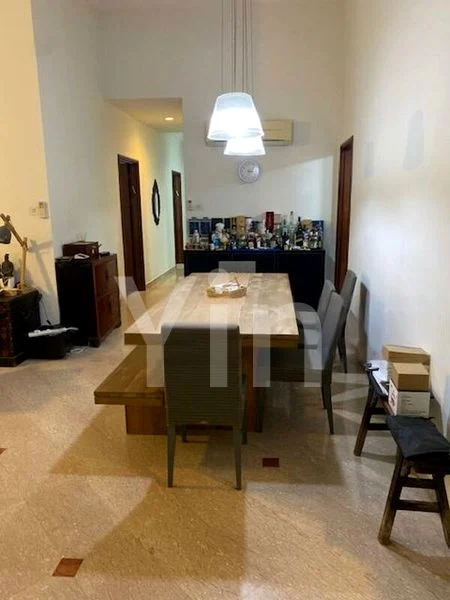 4 Bed Condo for Sale in  Spring Grove - Image 3