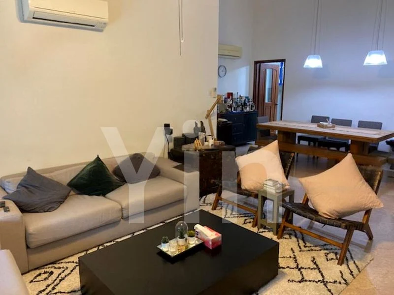 4 Bed Condo for Sale in  Spring Grove - Image 2