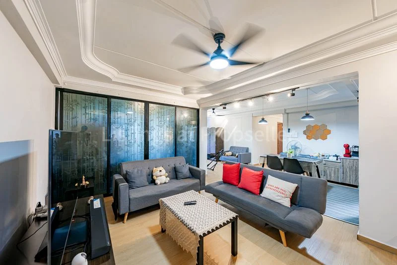 5 Room (5I) HDB for Sale in 621 Woodlands Drive 52 - Image 2