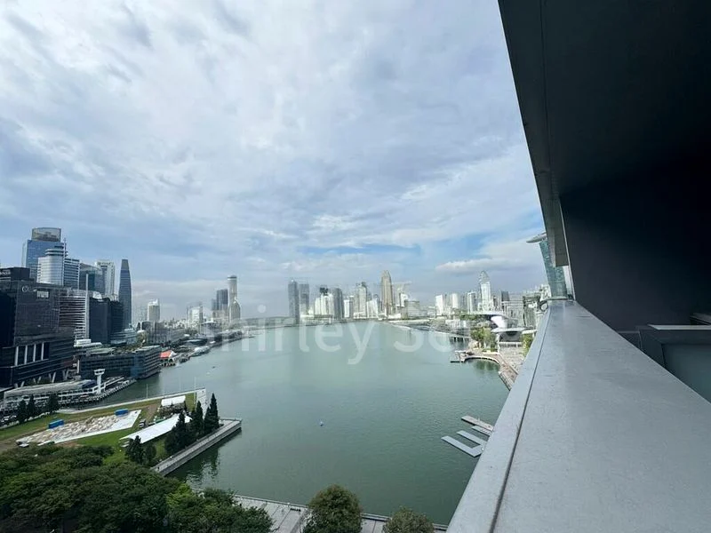 3 Bed Condo for Rent in  Marina Bay Link Mall - Image 5