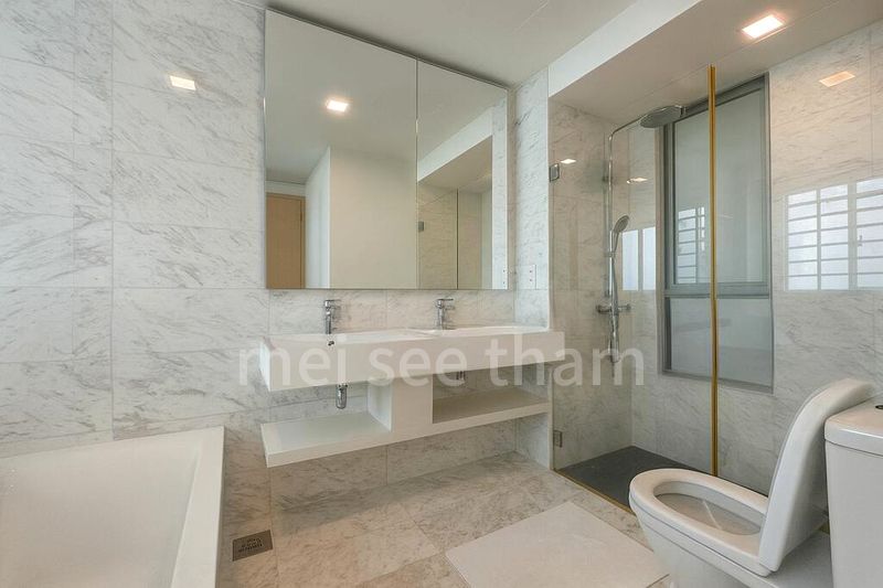 3 Bed Condo for Sale in  The Azure - Image 5