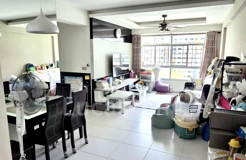 4 Room (4A) HDB for Sale in  426C Yishun Avenue 11 - Image 2