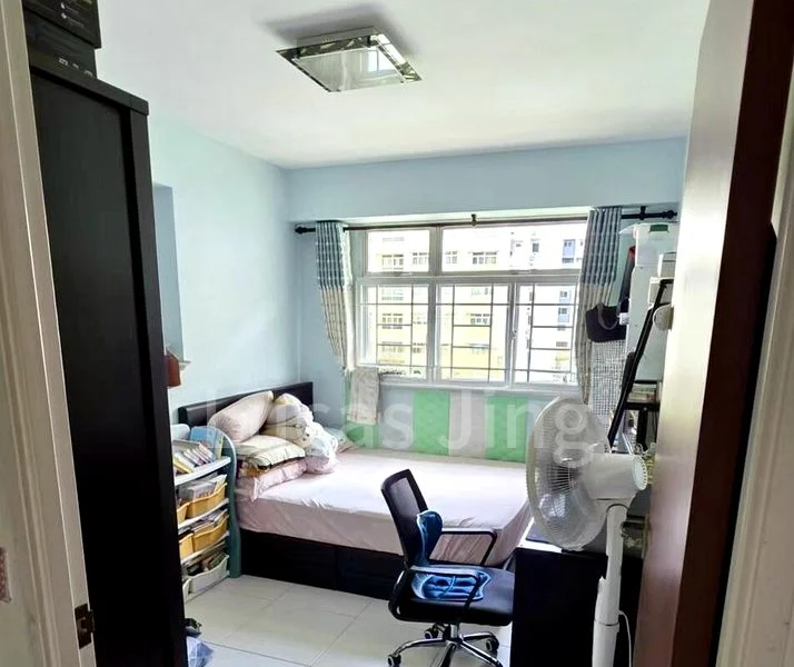 4 Room (4A) HDB for Sale in  426C Yishun Avenue 11 - Image 4