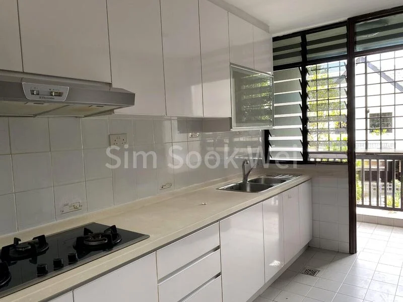 4 Bed Terraced House (Landed) for Rent in  Clementi Park - Image 2