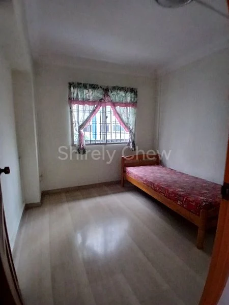 4 Room (4A) HDB for Rent in  131 Rivervale Street - Image 6