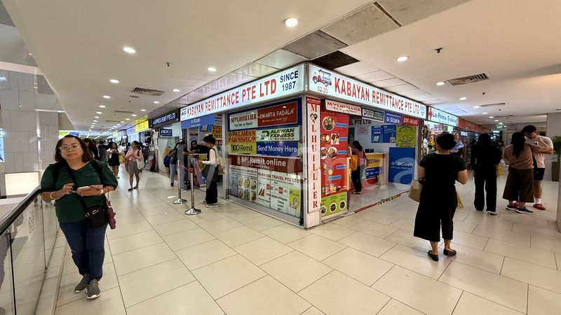 Mall Shop for Sale in Lucky Plaza - Image 9