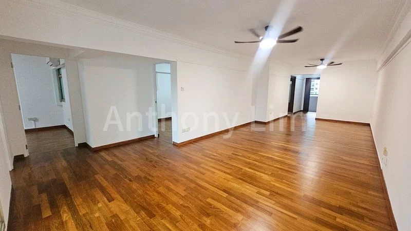 Premium HDB for Rent in  132 Edgedale Plains - Image 3