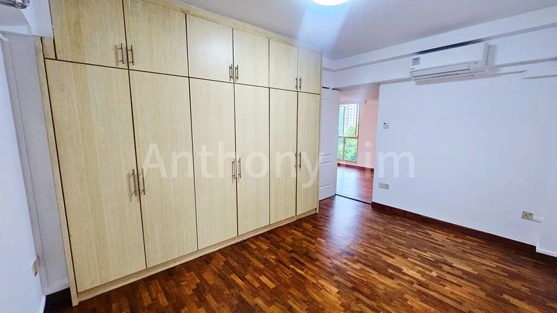 Premium HDB for Rent in  132 Edgedale Plains - Image 12