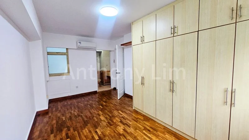 Premium HDB for Rent in  132 Edgedale Plains - Image 16