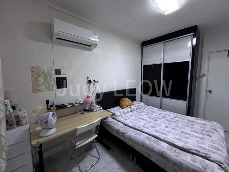 5 Room (5I) HDB for Sale in  227D Compassvale Drive - Image 7