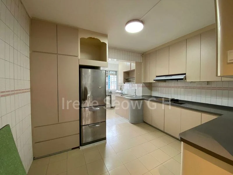 5 Room (5I) HDB for Rent in  42A Sims Drive - Image 16