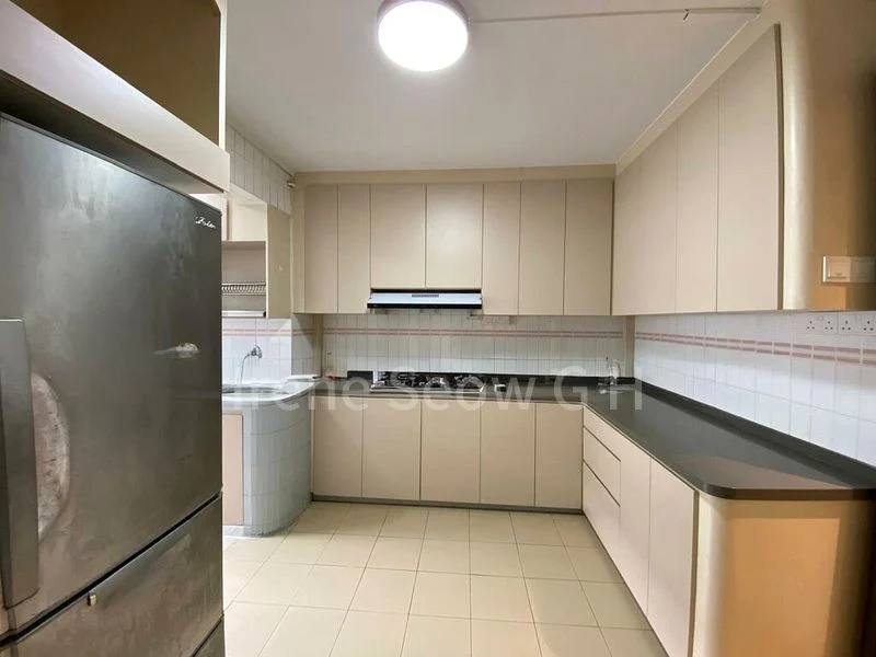 5 Room (5I) HDB for Rent in  42A Sims Drive - Image 15