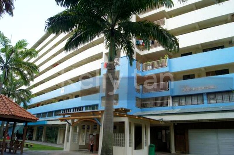 Shop / Shophouse for Sale: Inexpensive 2-storey HDB shophouse, priced below bank valuation. - Image 3