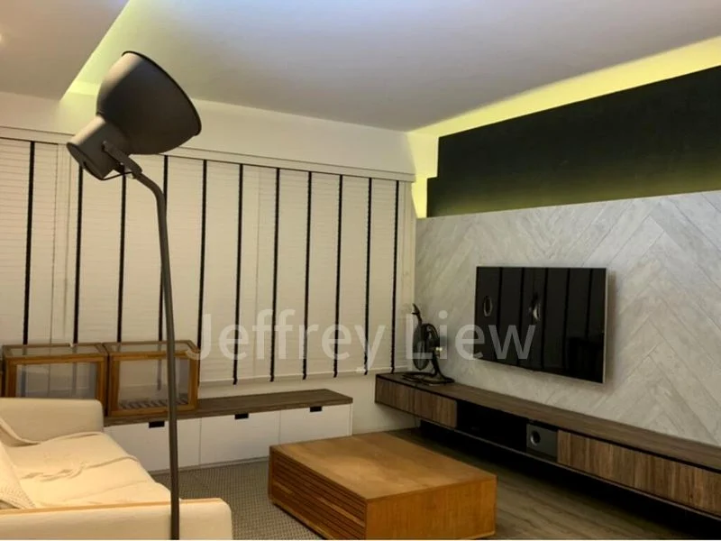 5 Room (5I) HDB for Rent in  440C Fernvale Link - Image 1