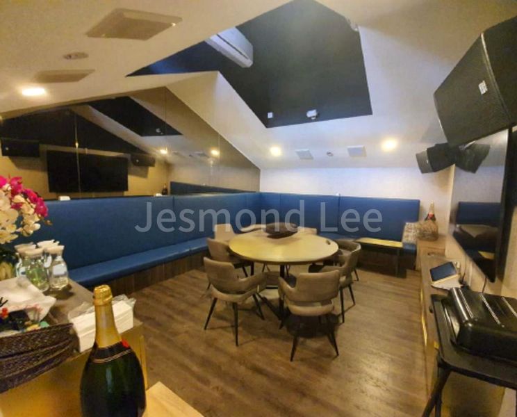 Shop / Shophouse for Sale: Chinatown/Tanjong Pagar: Full F&B Shophouse For Sale - Image 1