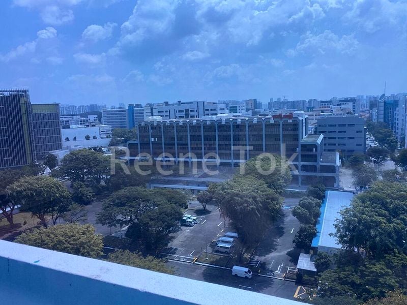 Light Industrial (B1) for Rent: BizTech Centre - Image 1