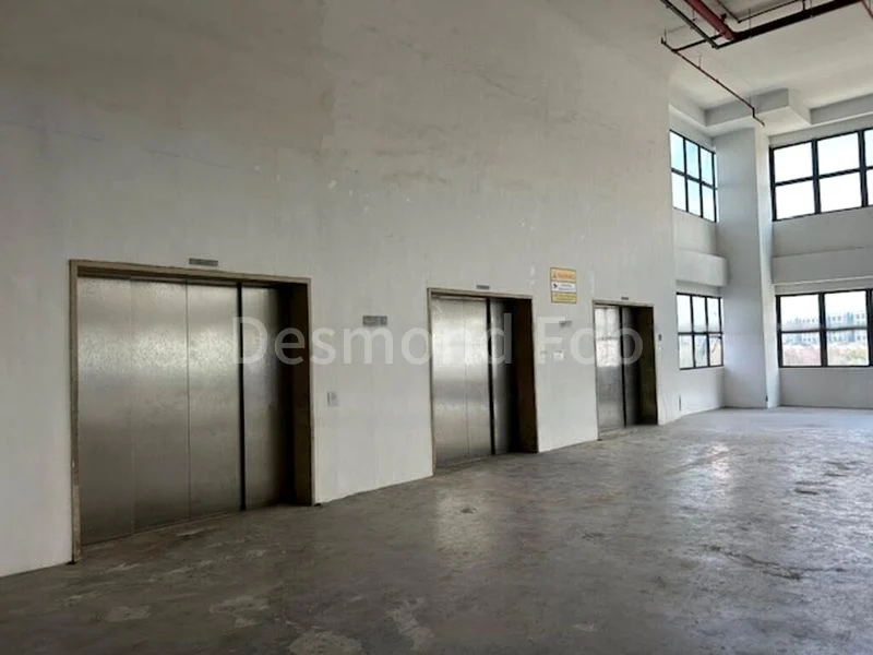 Warehouse for Rent: 7.5m high warehouse in Changi South. - Image 3