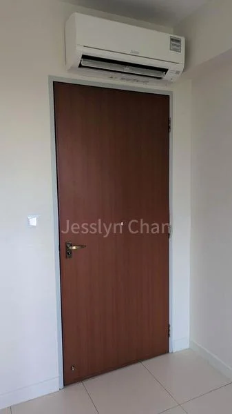 Common Room (HDB) for Rent in  430C Fernvale Link - Image 9