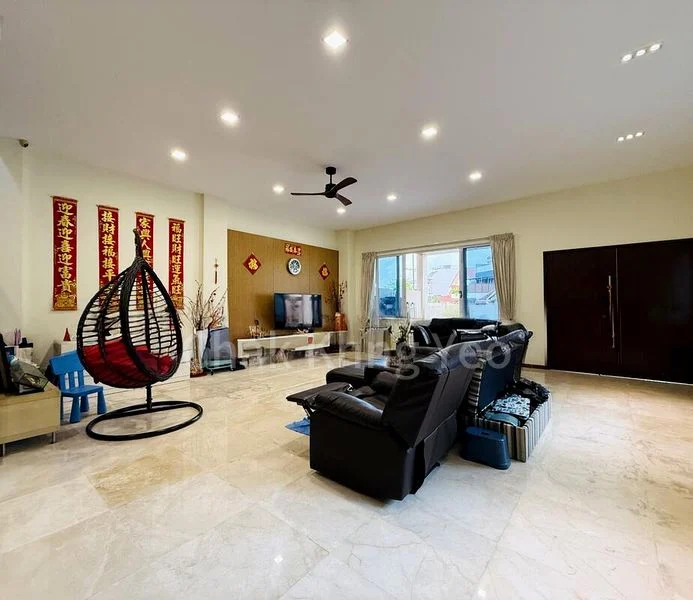 6 Bed Corner Terrace (Landed) for Sale in  Thomson Hills Estate - Image 6