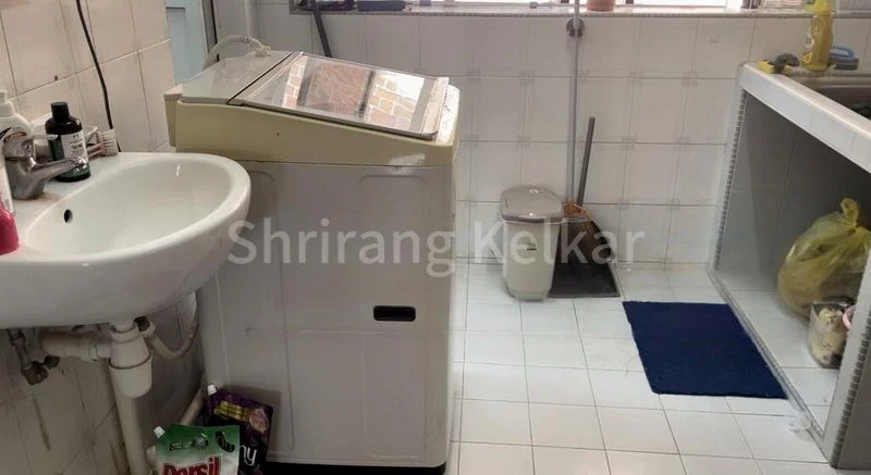 3 Room (3A) HDB for Rent in  46 Holland Drive - Image 5