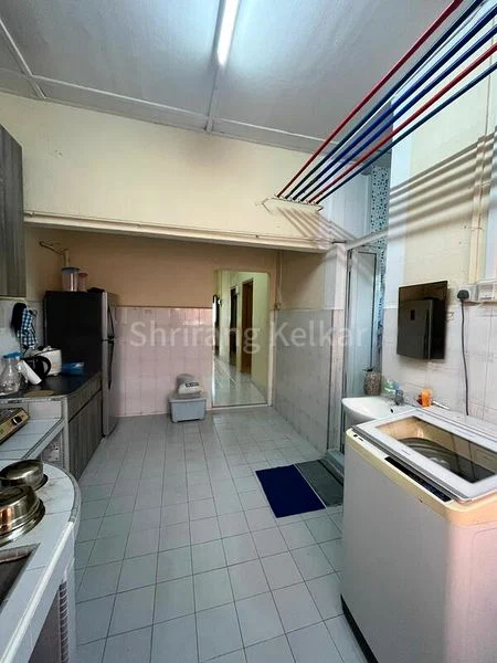 3 Room (3A) HDB for Rent in  46 Holland Drive - Image 8