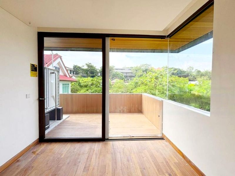 5 Bed Bungalow (Landed) for Sale in  King's Garden - Image 5