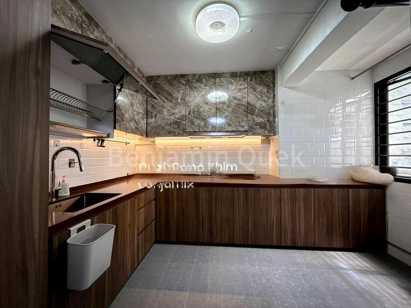 5 Room (5STD) HDB for Sale in  97 Bedok North Avenue 4 - Image 2