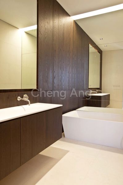 5+1 Bed Condo for Sale in  Beverly Hill - Image 3