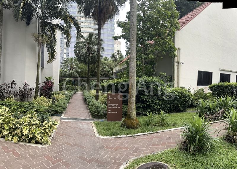 5+1 Bed Condo for Sale in  Beverly Hill - Image 18