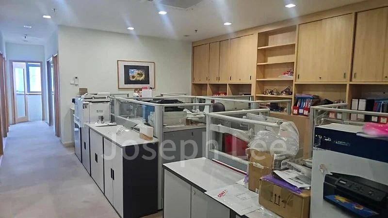 Light Industrial (B1) for Sale: Vertex, a 1,000 Sq Ft Shop on 14th Street. - Image 4